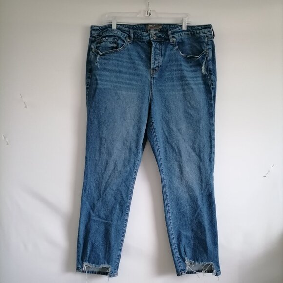 Torrid Womens Blue Mid Rise Distressed Classic Denim Straight Jeans Size 18 Tall - Picture 1 of 8